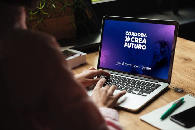 La primera cohorte de Córdoba Crea Futuro ya se capacita en habilidades digitales clave para acceder a nuevas oportunidades laborales.