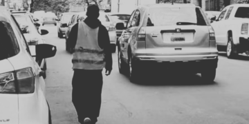 Córdoba: más de 300 cuidacoches fueron detenidos en operativos policiales