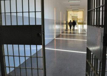 Detuvieron a 10 guardias de Bouwer por la brutal golpiza a un interno