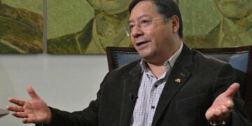 Detuvieron al ex presidente Luis Arce Detuvieron al ex presidente Luis Arce