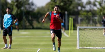 El Pirata intensifica la puesta a punto y avanza por un lateral derecho