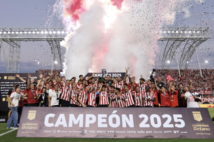 El último campeón del año fue Estudiantes, que se consagró en el Trofeo de Campeones.