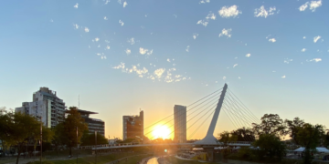 El gobierno de Llaryora gira hacia la agenda libertaria