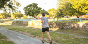 En todos estos espacios se ofrece apoyo a través de sus programas de salud mental, creando un llamado a la acción para usar esos recursos y promover un cierre de año saludable