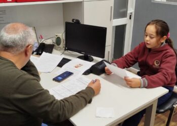 Entre los meses de mayo y octubre aumentó la cantidad de estudiantes en el nivel esperado de desempeño.