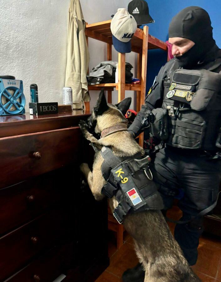 La FPA detuvo a un hombre que utilizaba teros para alertar sobre la presencia policial La FPA detuvo a un hombre que utilizaba teros para alertar sobre la presencia policial