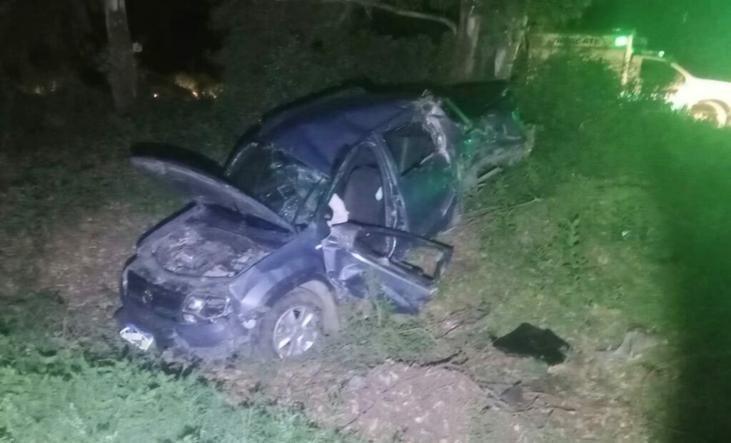 Fotografía del accidente con una persona fallecida en cercanías de Villa Posse
