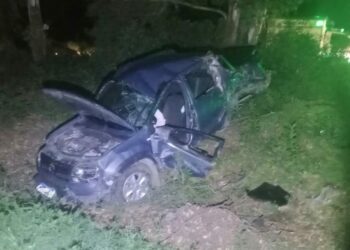 Fotografía del accidente con una persona fallecida en cercanías de Villa Posse