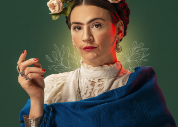 Laura Azcurra regresa a Córdoba con su unipersonal sobre Frida Kahlo