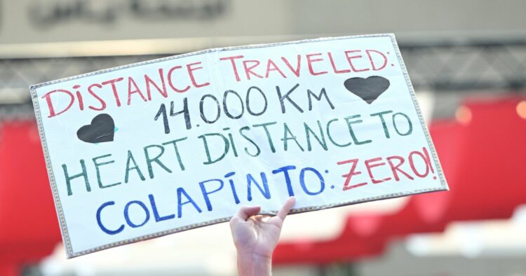 GP de Abu Dhabi: Colapinto cerró la FP3 en el 19° puesto Franco Colapinto participó del último fan forum de la temporada en Abu Dhabi, donde volvió a recibir el apoyo constante del público argentino y de seguidores de todo el mundo.