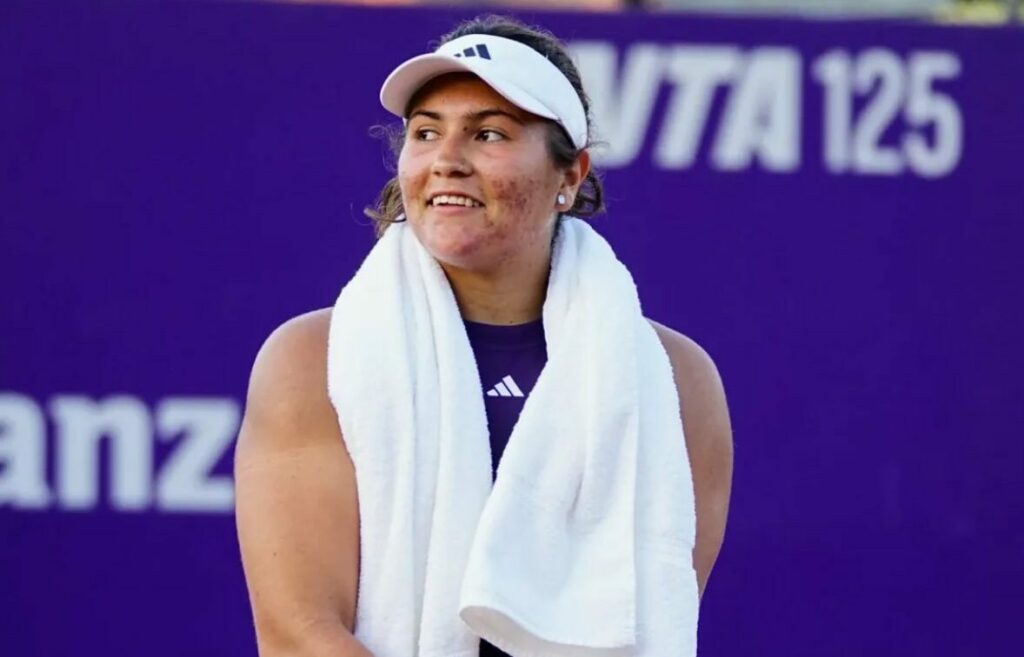 Giovannini avanzó a octavos y sumó un triunfo de carácter en el WTA 125 de Quito