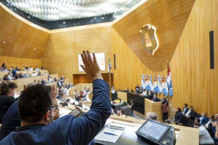 Córdoba aprobó en primera lectura el Presupuesto 2026 tras seis horas de debate