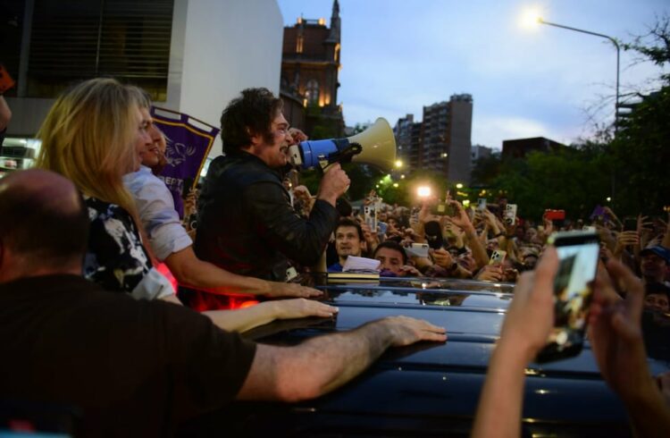 Cortes de tránsito en el área central por la visita del presidente Milei Cortes de tránsito en el área central por la visita del presidente Milei