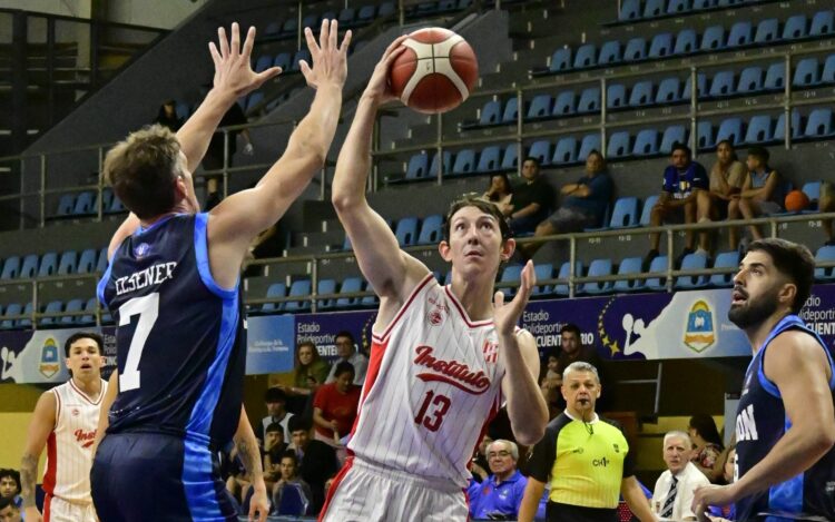 El albirrojo sufrió en su visita a La Unión.