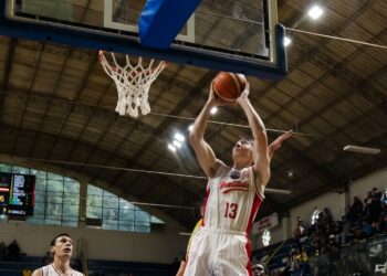 Instituto supo sufrir y festejó en su debut en la Basketball Champions League