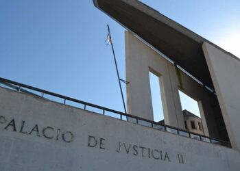 Elevan a juicio la causa por la explosión de un tubo de oxígeno que causó la muerte de un niño