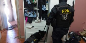 La FPA realizó siete allanamientos y detuvo a cuatro personas en Alto Alberdi y Villa Páez.