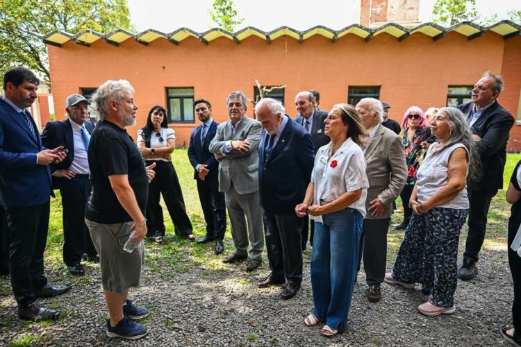 El tribunal del Juicio a las Juntas visitó “La Perla” y reflexionó sobre la memoria La actividad sirvió de antesala al título de Doctor Honoris Causa que les otorgó la UNC a 40 años de la emblemática sentencia.