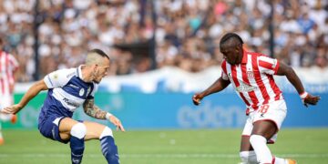 La ley de la selva (y del bosque): Estudiantes le ganó el clásico a Gimnasia y jugará la final con Racing La ley de la selva (y del bosque): Estudiantes le ganó el clásico a Gimnasia y jugará la final con Racing