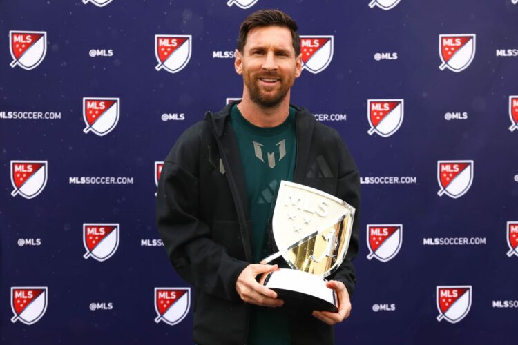 Lionel Messi hizo historia: fue elegido nuevamente MVP de la MLS El rosarino se quedó con el premio Landon Donovan por su brillante temporada.