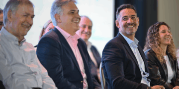 Llaryora mueve el tablero y crea un nuevo ministerio para reforzar la gestión territorial