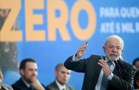 Lula defendió elevar los impuestos a los más ricos Lula defendió elevar los impuestos a los más ricos