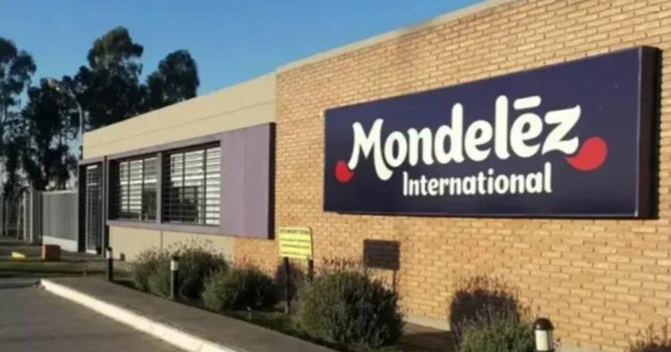 Es la primera vez que la empresa recurre a un freno total de la producción: hasta ahora, solo se habían rotado turnos para evitar parar las líneas.