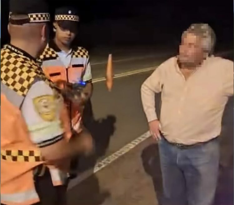 El episodio ocurrió en la Ruta Provincial E-34 y el conductor fue trasladado para su notificación.