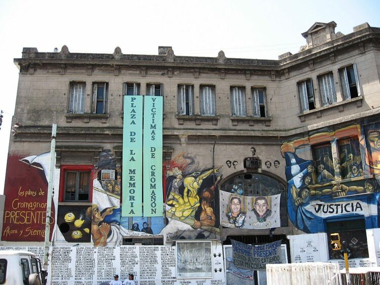 A 20 años de la tragedia de Cromañón, la memoria de las 194 víctimas sigue siendo un llamado colectivo a la verdad, la justicia y a garantizar que la música y la cultura se vivan en espacios seguros.