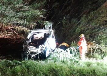 Murió una mujer en un choque y otro conductor fue multado tras evadir un control
