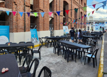 Navidad Digna se realiza por segundo año consecutivo en la ex cervecería Córdoba.