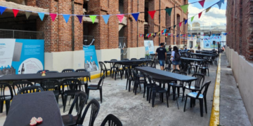 Navidad Digna se realiza por segundo año consecutivo en la ex cervecería Córdoba.