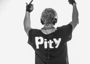 Pity Álvarez en Córdoba: Mucho más que Rock & Roll