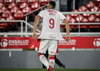 Racing va a la carga para romper el mercado de la Primera Nacional