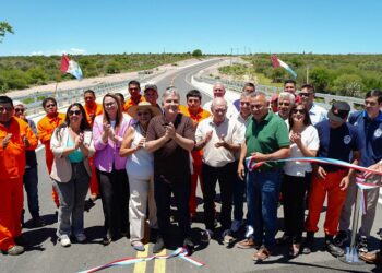 Inauguran un tramo pavimentado de la ruta a Los Gigantes