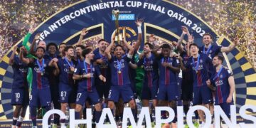 Safonov atajó cuatro penales y el PSG se consagró campeón de la Copa Intercontinental Safonov atajó cuatro penales y el PSG se consagró campeón de la Copa Intercontinental