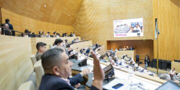 La Legislatura aprobó la actualización de la Ley Provincial de Tránsito La Legislatura aprobó la actualización de la Ley Provincial de Tránsito