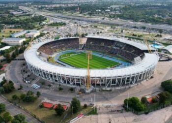 Shakira en Córdoba: Quinteros reiteró que es ilegal cobrar por estacionar en la vía pública