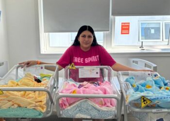 Es el único embarazo trigemelar atendido en la institución durante 2025.