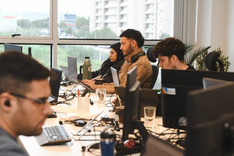 Vaitty, plataforma de soluciones para el hogar y mascotas, integra el directorio de 206 startups que participaron del diagnóstico de madurez tecnológica más completo de la región.