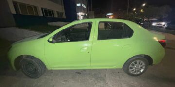 Dos detenidos tras el robo de un vehículo usado para viajes por aplicación Dos detenidos tras el robo de un vehículo usado para viajes por aplicación