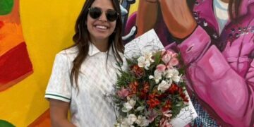 Un imponente mural de Euge Quevedo brinda la bienvenida en el aeropuerto de Córdoba Un imponente mural de Euge Quevedo brinda la bienvenida en el aeropuerto de Córdoba