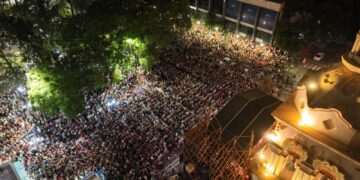 Jairo y la Misa Criolla reunieron a más de 12 mil personas frente a la Catedral