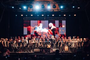 Jairo y la Misa Criolla reunieron a más de 12 mil personas frente a la Catedral Jairo y la Misa Criolla reunieron a más de 12 mil personas frente a la Catedral