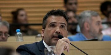 Facundo Torres: alivio para haberes medios y críticas a la deuda de Nación