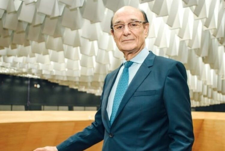 Revocaron el procesamiento de Oscar González por enriquecimiento y lavado Oscar González seguirá detenido en su domicilio, aunque revocaron su procesamiento en la justicia federal.