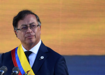 Petro califica a Maduro como “dictador” y rechaza acusaciones de narcotráfico