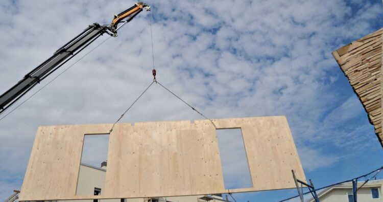 Elevan a juicio una causa por asociación ilícita y estafas en la construcción de viviendas prefabricadas Operaban bajo distintos nombres comerciales como Next House SAS, Forte Desarrollista e Innova Desarrollista.