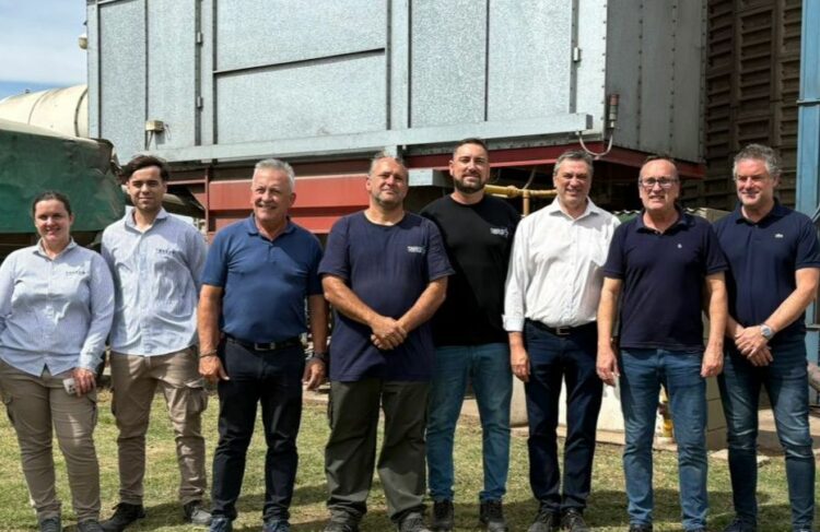 Dos importantes industrias de San Justo se suman a la red Los funcionarios provinciales visitaron las dos plantas fabriles.