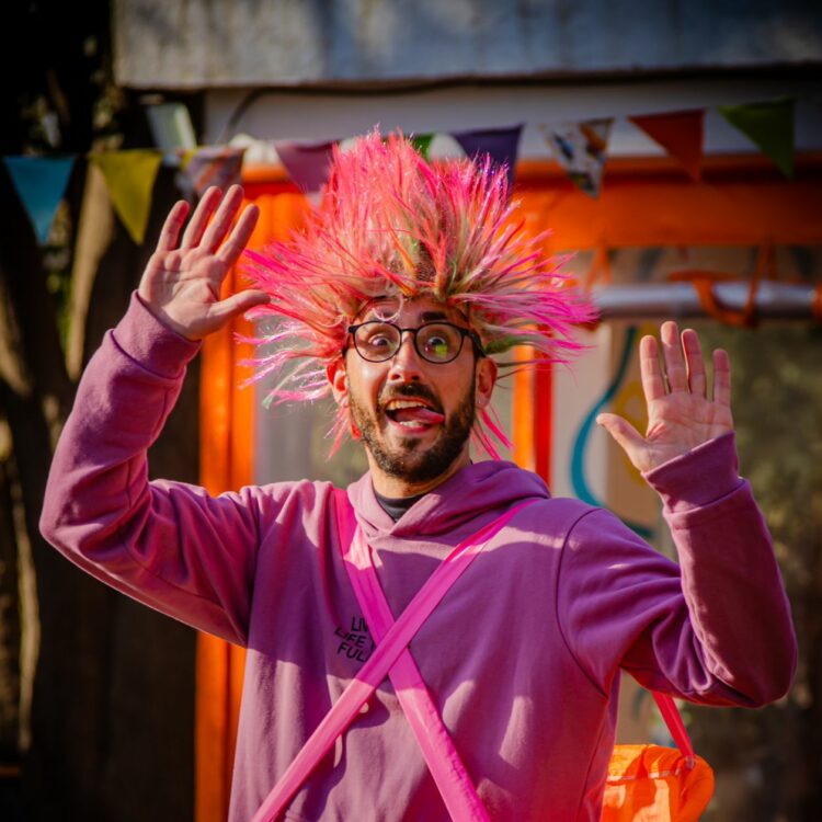 Escuela Artística: un verano de aprendizaje y juego para los más chicos Teatro, música, plástica, viernes sorpresa y experiencias al aire libre.